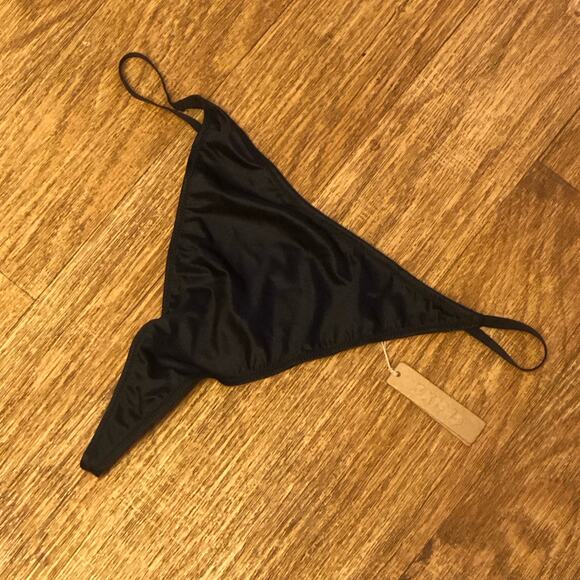 Skims Black Onyx T-String Thong Panties Size 3X - Picture 3 of 10